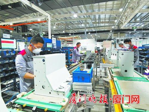 廈門政企同心，一手抓防疫一手抓復(fù)產(chǎn)，中小企業(yè)借力網(wǎng)站建設(shè)破局前行